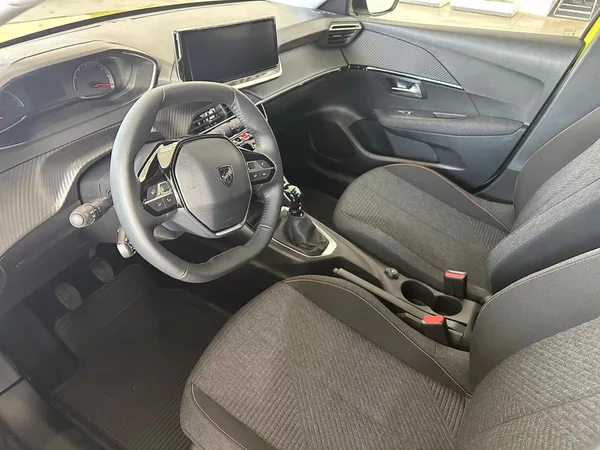 Peugeot 208 EDITION Turbo 100 MAN6 - foto 7