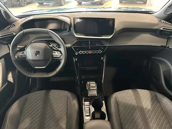 Peugeot 2008 ALLURE Hybrid 145 e-DCS6 - foto 12