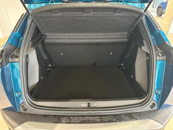 Peugeot 2008 ALLURE Hybrid 145 e-DCS6 - foto 7