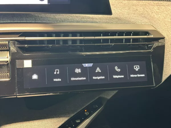 Peugeot 5008 GT Hybrid 145 e-DCS6 - foto 16