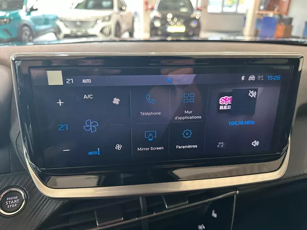 Peugeot 2008 ALLURE Elektromotor 115 kW - foto 17