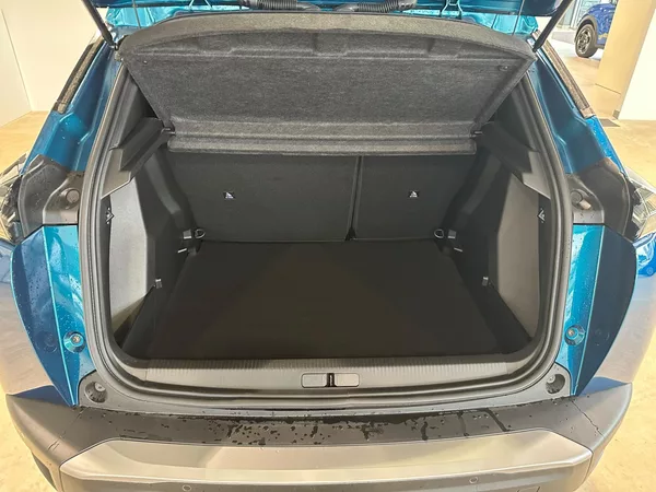 Peugeot 2008 ALLURE Elektromotor 115 kW - foto 7
