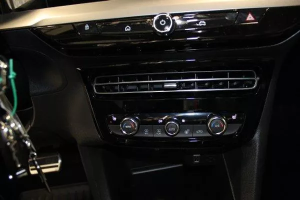 Opel Mokka GS Hybrid 1.2 TURBO 107kW - foto 11