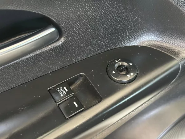 Kia Venga 1,4i 66kW, 1.majitel - foto 15