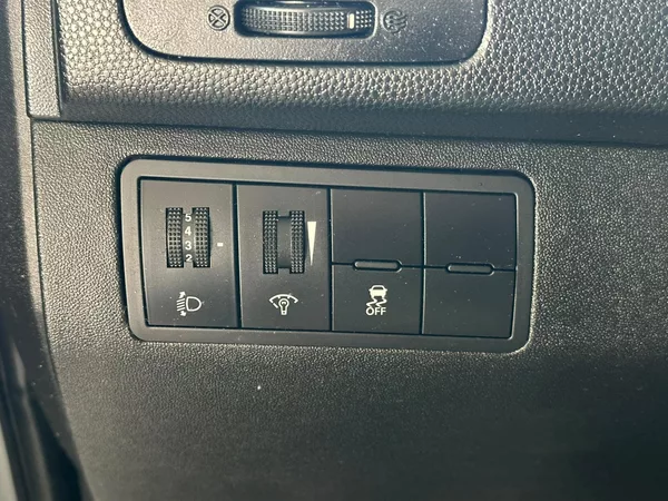 Kia Venga 1,4i 66kW, 1.majitel - foto 16