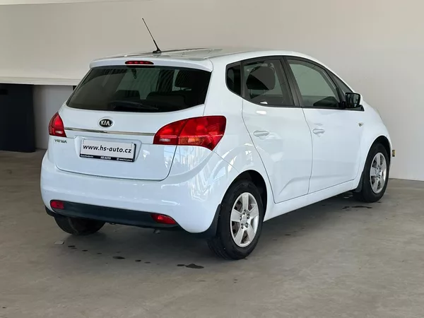 Kia Venga 1,4i 66kW, 1.majitel - foto 4
