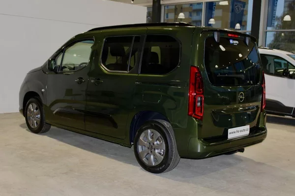 Opel Combo ELEGANCE Plus - foto 4