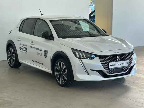 Peugeot 208 208-e GT,136HP,ČR,DPH,1.maj.