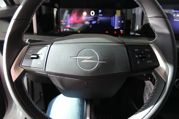 Opel Frontera Edition Hybrid 1.2 TURBO 81kW - foto 8