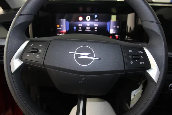 Opel Frontera Edition Hybrid 1.2 TURBO 81kW - foto 7