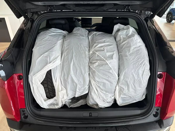 Peugeot 3008 1.2PureTech,AllurePack130HP,ČR - foto 20