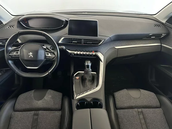 Peugeot 5008 1.2PureTech,ALLURE,DPH,130HP - foto 11