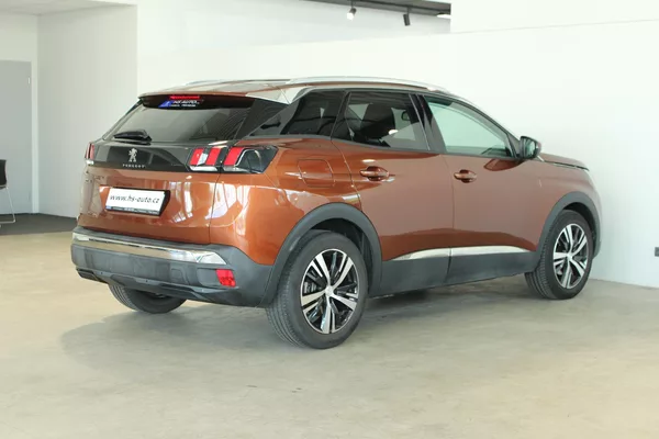 Peugeot 3008 1.2i,Allure,130HP,ČR,1.maj,nav - foto 4