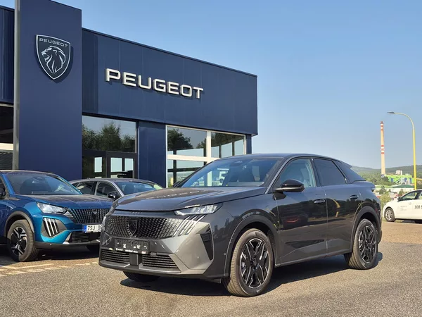 Peugeot 3008 ALLURE Hybrid 145 e-DCS6