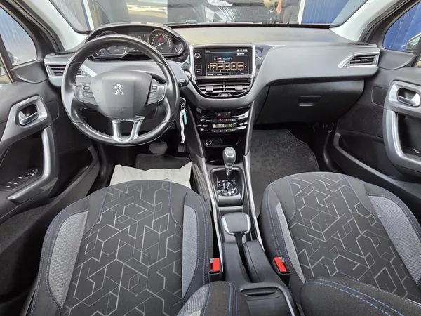 Peugeot 2008 1.2 PT 110 ALLURE MAN6 - foto 13