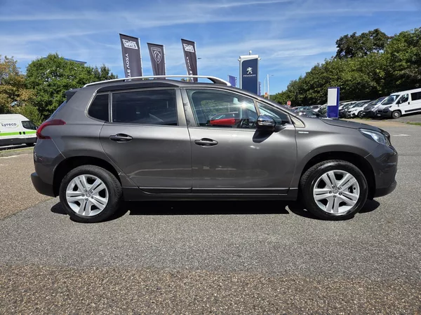 Peugeot 2008 1.2 PT 110 ALLURE MAN6 - foto 6