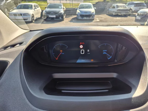 Peugeot Rifter LONG GT BlueHDi 130 S&S EAT8 - foto 17