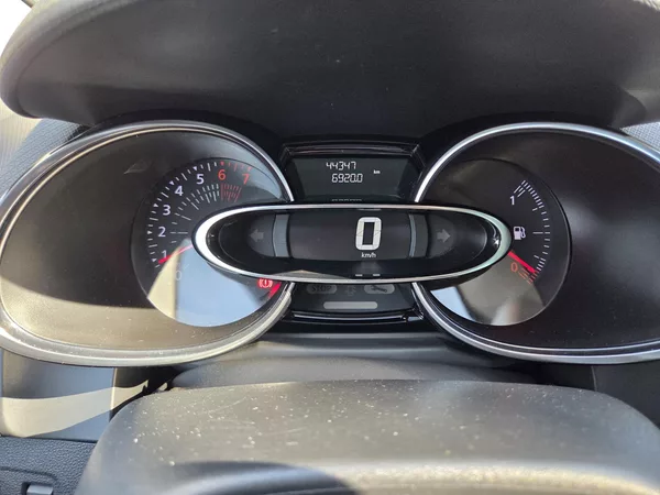Renault Clio 1.2 TCe 118 Limited MAN6 - foto 14