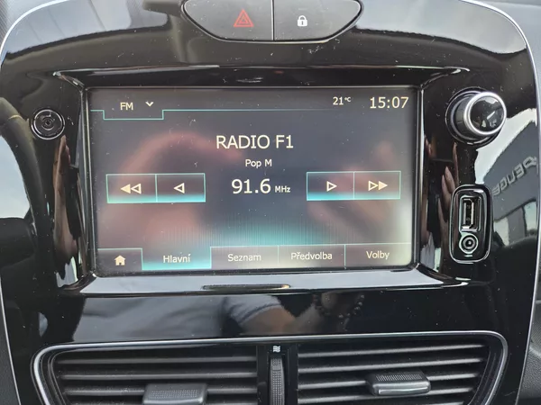 Renault Clio 1.2 TCe 118 Limited MAN6 - foto 16