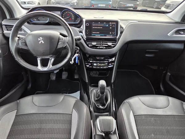 Peugeot 2008 1.2 PT 110 ALLURE MAN5 - foto 13