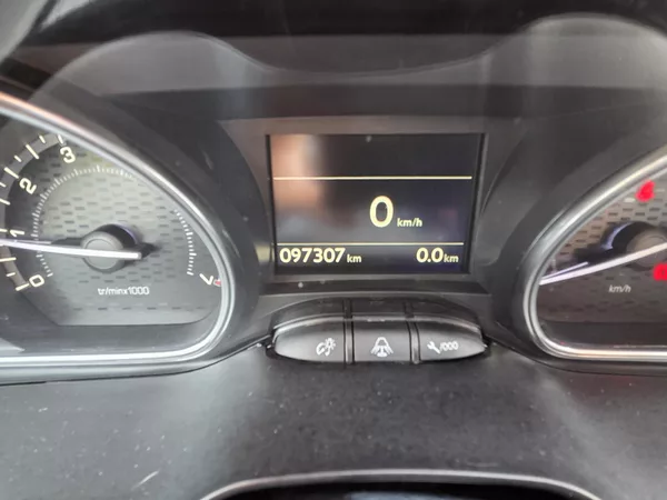 Peugeot 2008 1.2 PT 130 GT line MAN 6 - foto 14