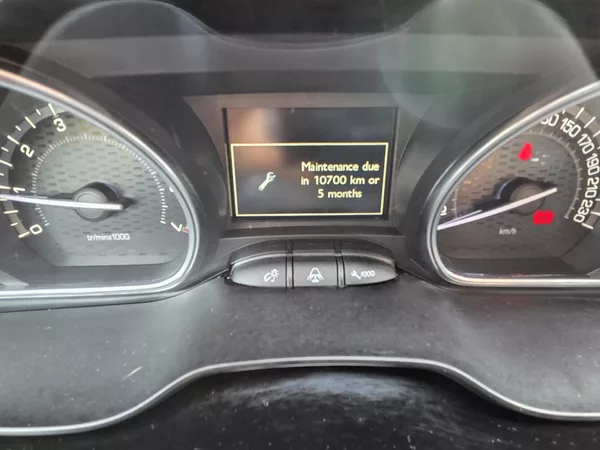 Peugeot 2008 1.2 PT 130 GT line MAN 6 - foto 15