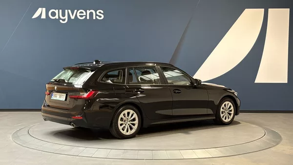BMW Řada 3 2.0 318d Touring - foto 2