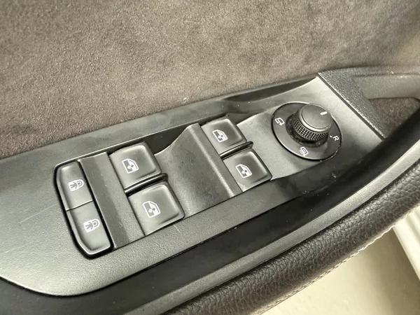 Škoda Superb 2.0 TSI 140kW SportLine Combi - foto 10