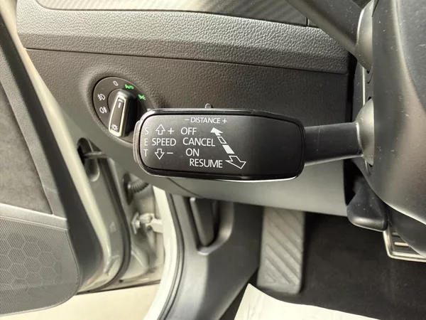 Škoda Superb 2.0 TSI 140kW SportLine Combi - foto 9