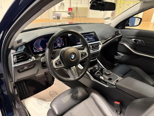 BMW Řada 3 2.0 320d AT - foto 5