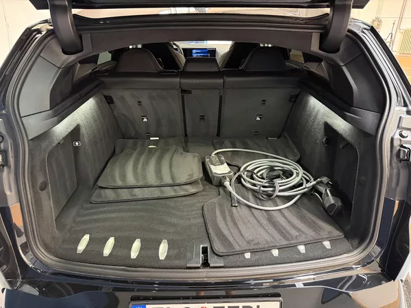 BMW XM 4.4 PHEV - foto 13