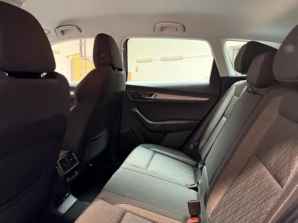 Škoda Karoq 1.5 TSI 110kW Top Selection - foto 11