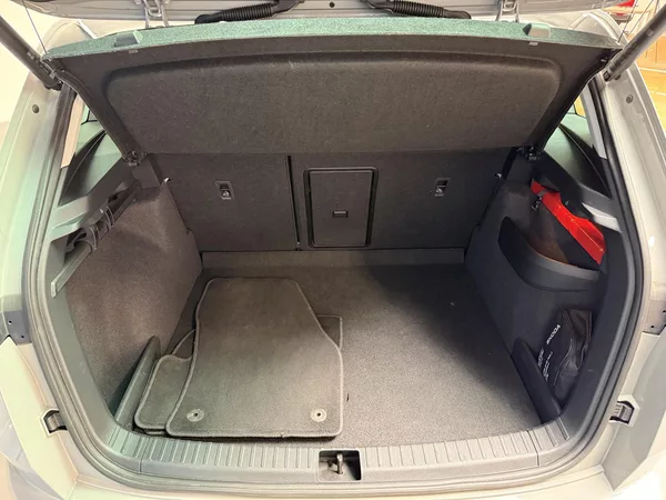 Škoda Karoq 1.5 TSI 110kW Top Selection - foto 12