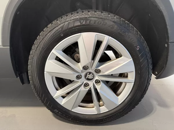 Škoda Karoq 1.5 TSI 110kW Top Selection - foto 14