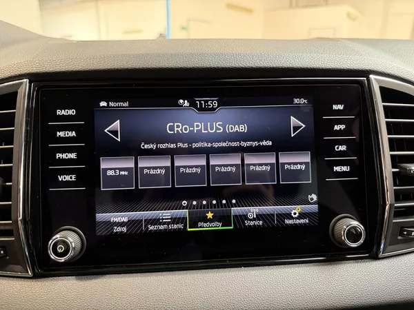 Škoda Karoq 1.5 TSI 110kW Top Selection DS - foto 7