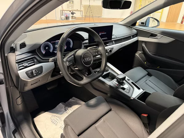 Audi A4 2.0 40 TDI quattro S tron Adva - foto 5