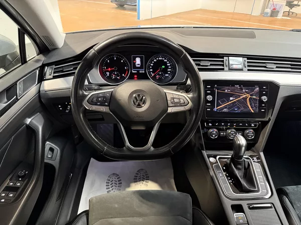Volkswagen Passat 2.0 TDI 147kW BMT DSG Elegance - foto 6