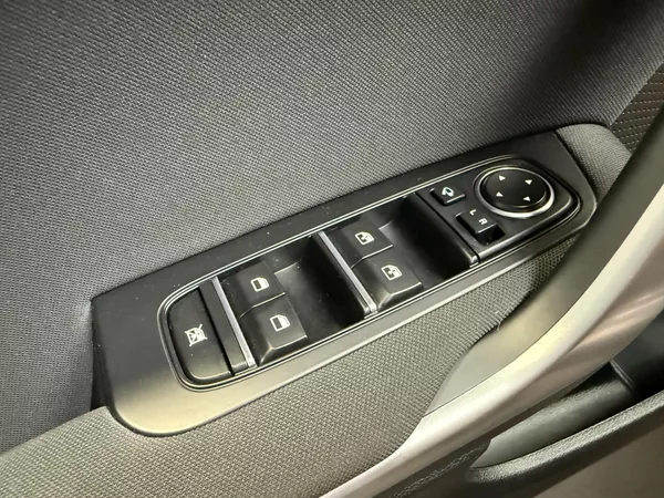 Kia Ceed 1.5 T-GDI 118kW Top SW DCT - foto 10