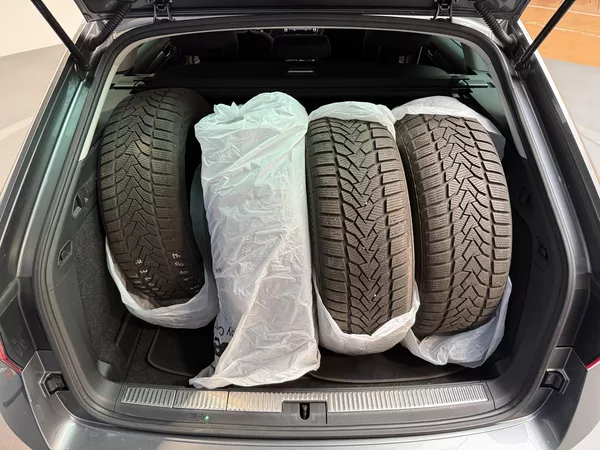 Škoda Superb 2.0 TDI 147kW 4x4 Style Combi - foto 12