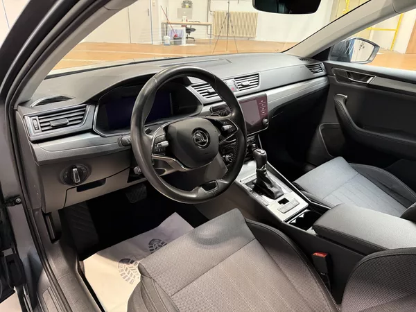 Škoda Superb 2.0 TDI 147kW 4x4 Style Combi - foto 5