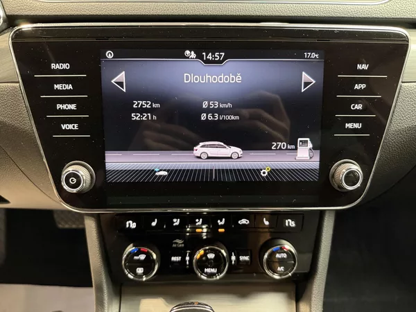 Škoda Superb 2.0 TDI 147kW 4x4 Style Combi - foto 7