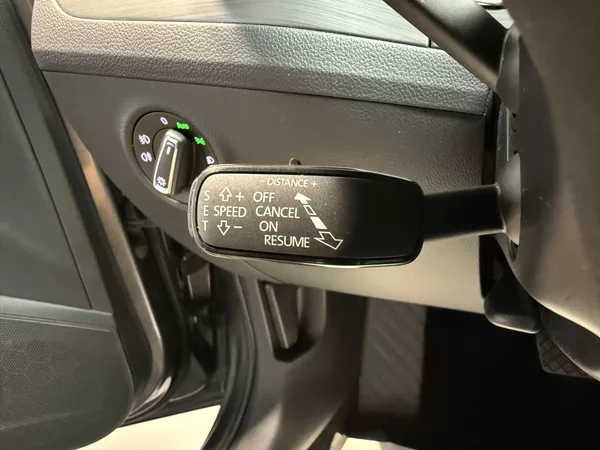 Škoda Superb 2.0 TDI 147kW 4x4 Style Combi - foto 9