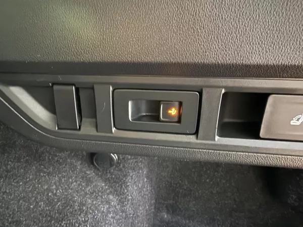 Škoda Octavia 2.0 TDI 85kW DSG Style Combi - foto 12