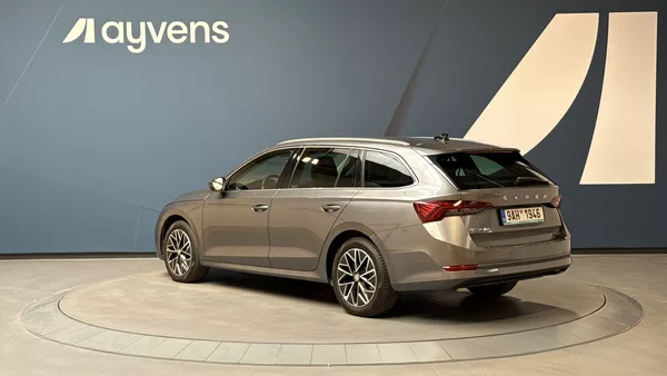 Škoda Octavia 2.0 TDI 85kW DSG Style Combi - foto 3