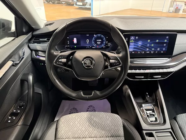 Škoda Octavia 2.0 TDI 85kW DSG Style Combi - foto 6