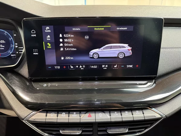 Škoda Octavia 2.0 TDI 85kW DSG Style Combi - foto 7