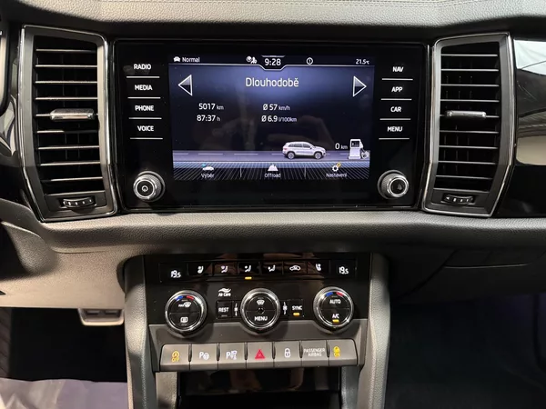 Škoda Kodiaq 2.0 TDI 147 kW L&K 4x4 DSG - foto 7