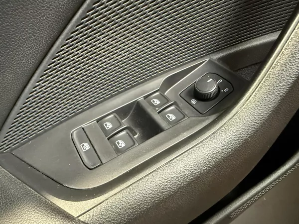 Škoda Octavia 2.0 TDI 110kW DSG Ambition Com - foto 10