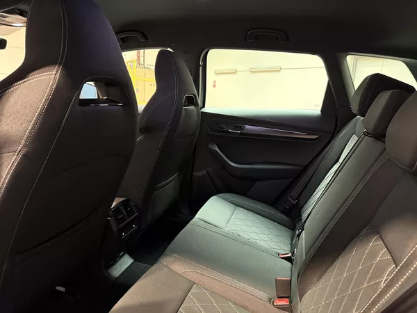 Škoda Karoq 1.5 TSI 110kW Sportline DSG - foto 11