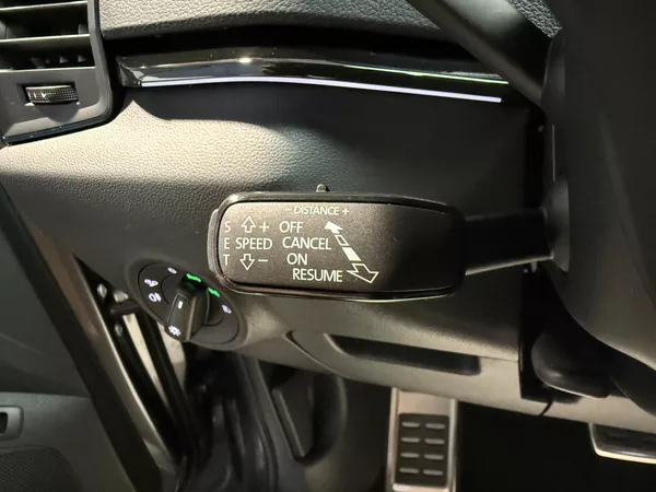 Škoda Karoq 1.5 TSI 110kW Sportline DSG - foto 8